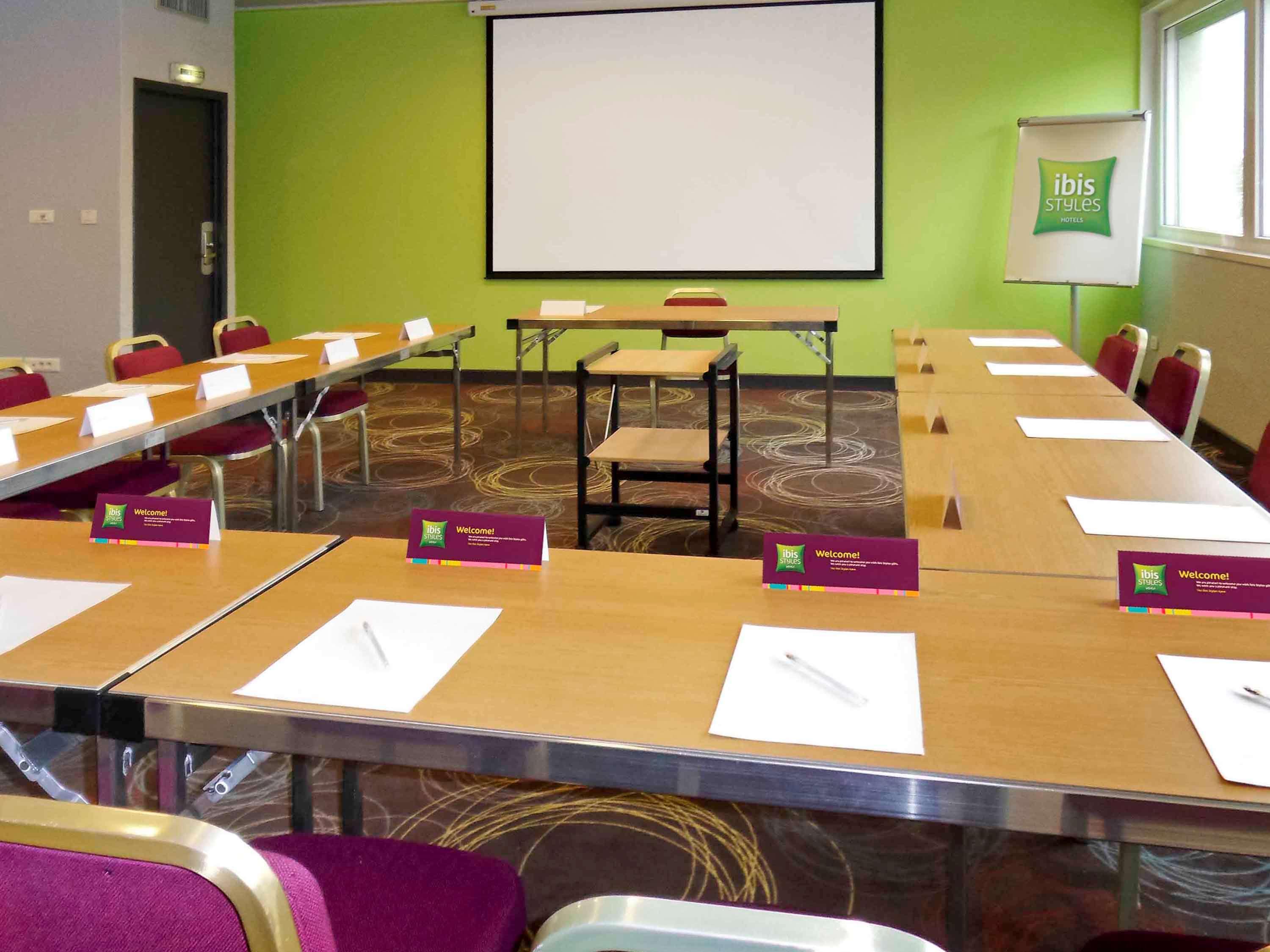 Ibis Styles Lyon Sud Vienne Hotel Chasse-sur-Rhone Bagian luar foto