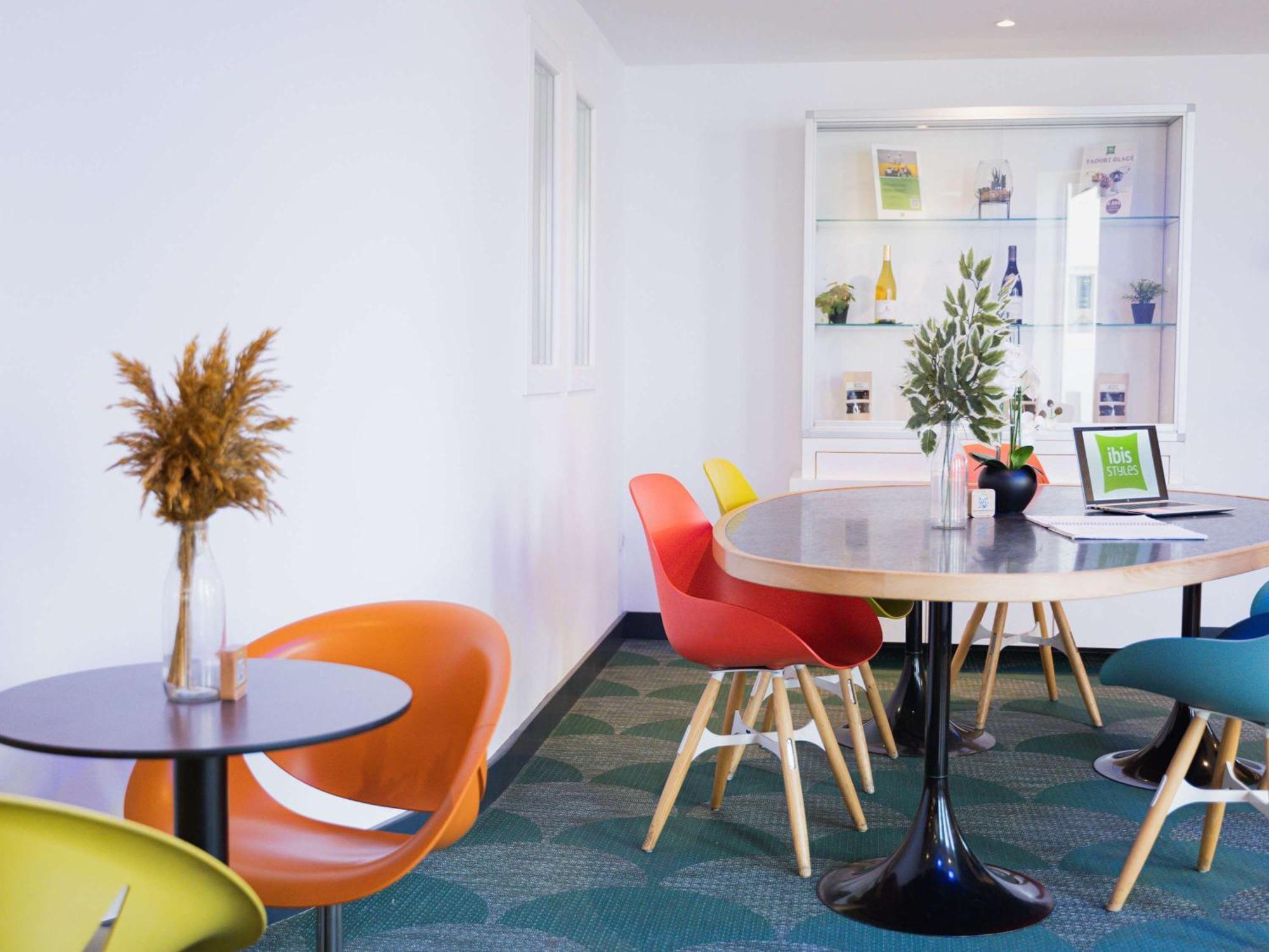 Ibis Styles Lyon Sud Vienne Hotel Chasse-sur-Rhone Bagian luar foto